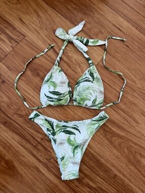 Monday Swimwear Bikini Set- Brand New